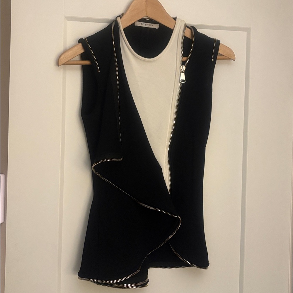 Givenchy Black and White Zipper Detail Top